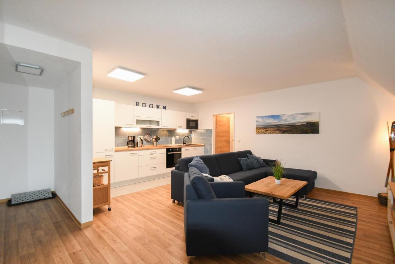 Ferienwohnung Weitblick Mit Logia Lobbe Exterior photo