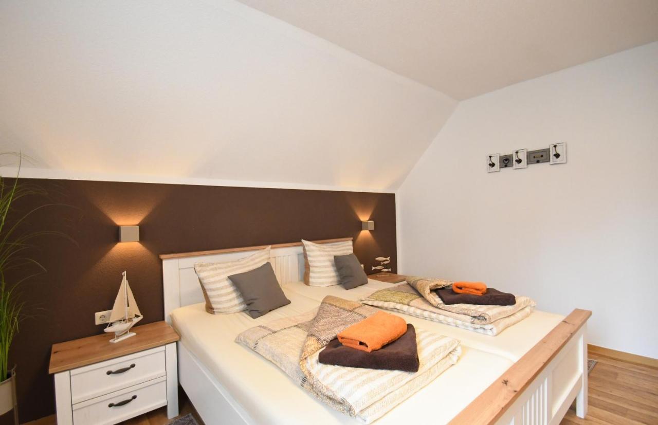 Ferienwohnung Weitblick Mit Logia Lobbe Exterior photo